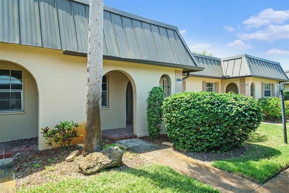 4144 HAMPTON DRIVE UNIT C