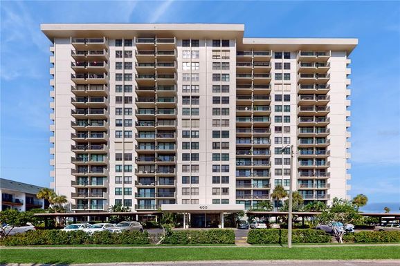400 ISLAND WAY UNIT 210