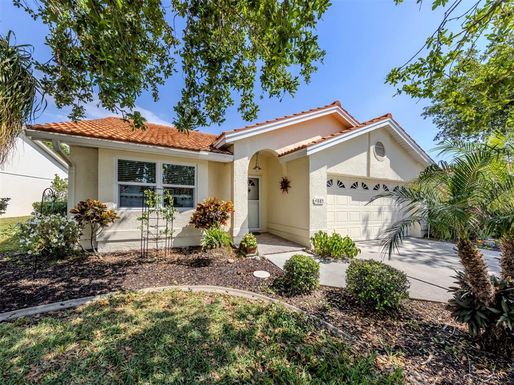 4885 TAMARACK TRAIL