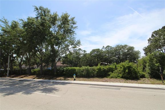 1400 CATTLEMEN ROAD UNIT 101