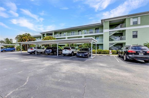 2020 WILLOW HAMMOCK CIRCLE UNIT 302