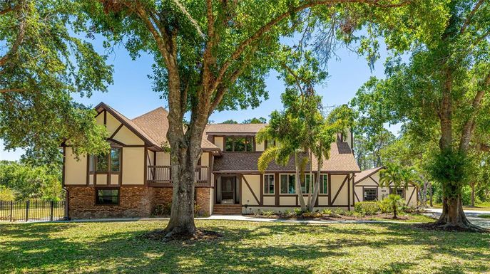 222 HIGH POINT DRIVE
