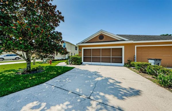 8604 CORINTHIAN WAY
