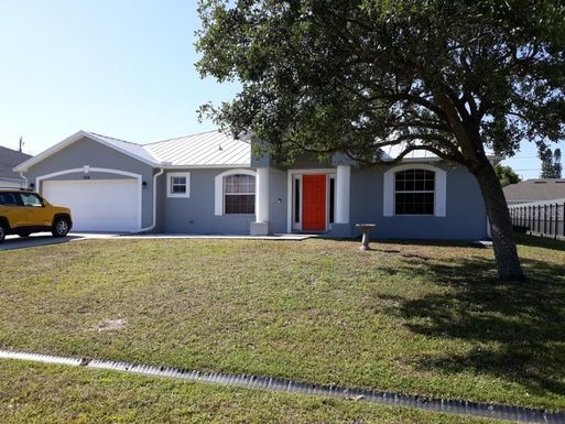 504 SW HALIBUT AVENUE