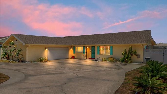 108 LAKE HOWARD DR NW