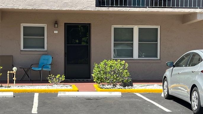 150 EL DORADO UNIT 109