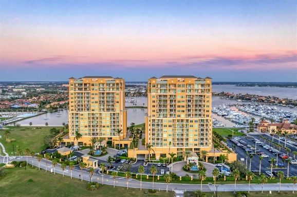 130 RIVIERA DUNES WAY UNIT 903