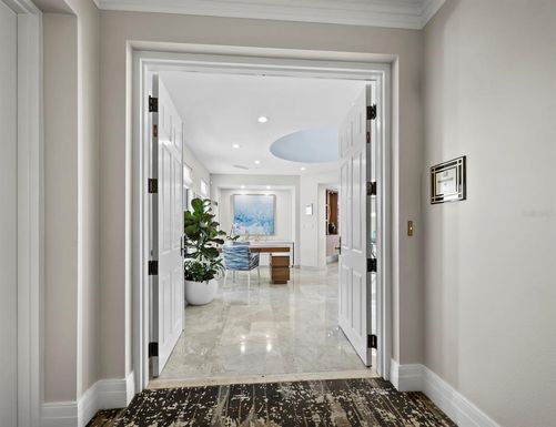 50 CENTRAL AVENUE UNIT 17PHD