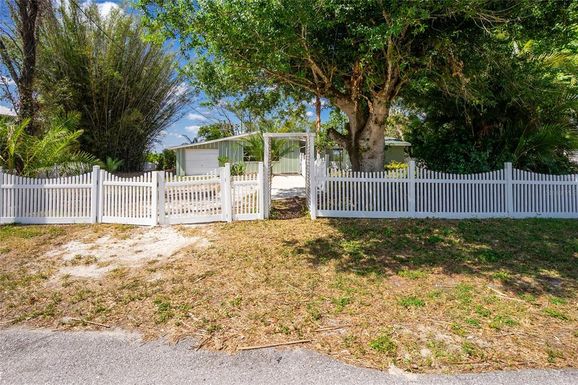 31037 PRAIRIE CREEK DRIVE