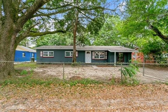 7811 CASTLEGATE DRIVE