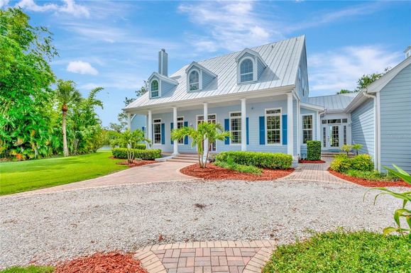 16470 OAKVIEW CIRCLE