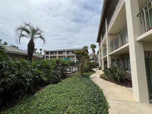122 WATER FRONT WAY UNIT 360