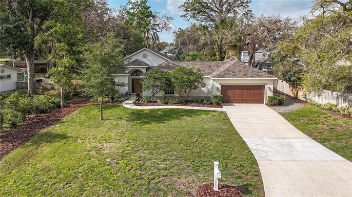 212 WILLOWICK AVENUE