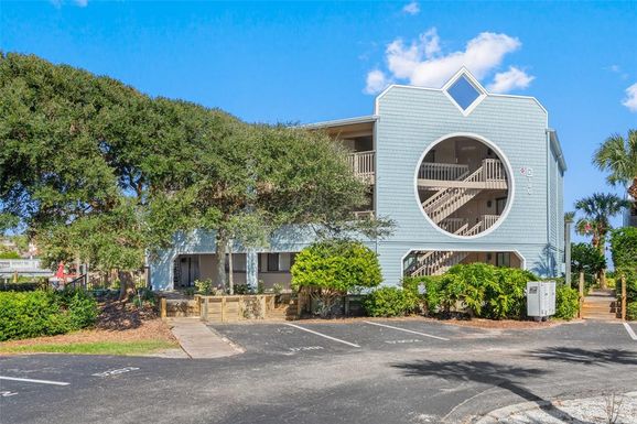 180 OCEAN HIBISCUS DRIVE UNIT 102