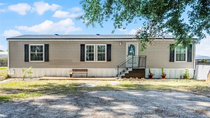 8218 PINE ISLAND ROAD