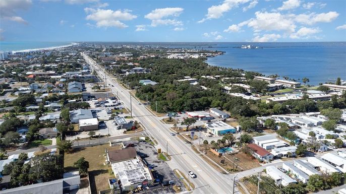 116 LINCOLN AVENUE UNIT 116-118