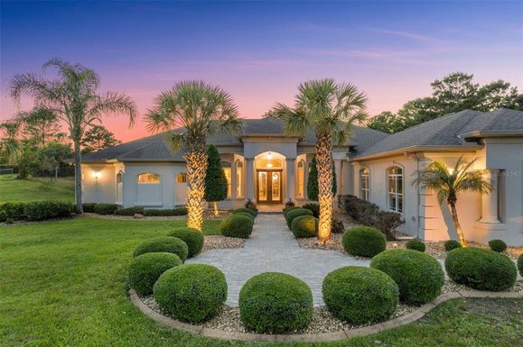 10117 BREEZY PINES COURT