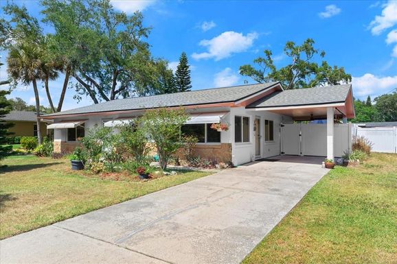 1851 NEEDLE PALM DRIVE