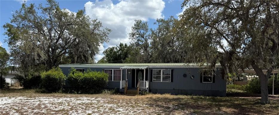 5812 RED FOX DRIVE