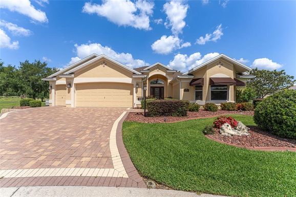 3319 BARRINGTON COURT