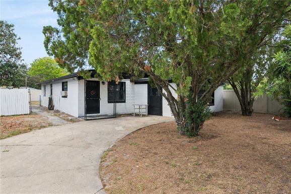 114 SPRING LAKE CIRCLE