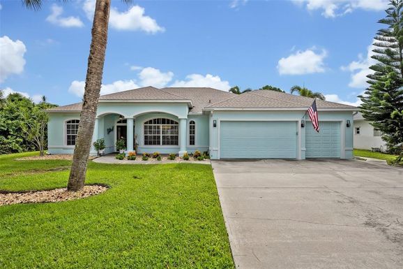 4220 SAVANNAHS TRAIL