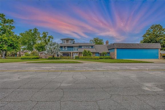 2551 CROSS COUNTRY DRIVE