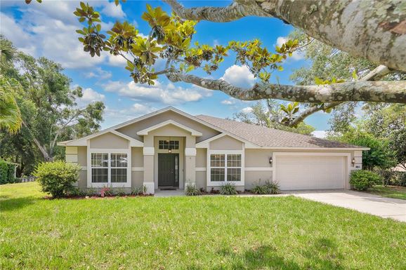 12512 LAKE RIDGE CIRCLE