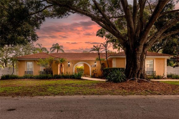 2370 WEYMOUTH DRIVE