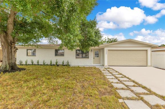 1340 LESTER COURT