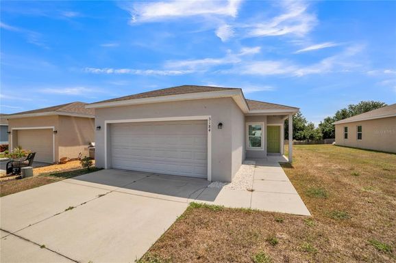 3184 WHISPERING TRAILS AVENUE