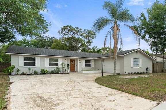3520 BALSAM DR