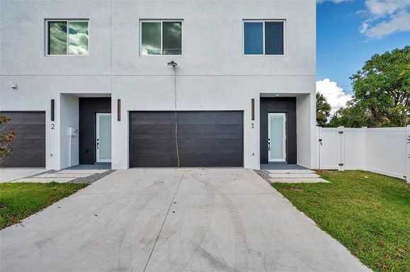 2608 W COLUMBUS DRIVE UNIT 1