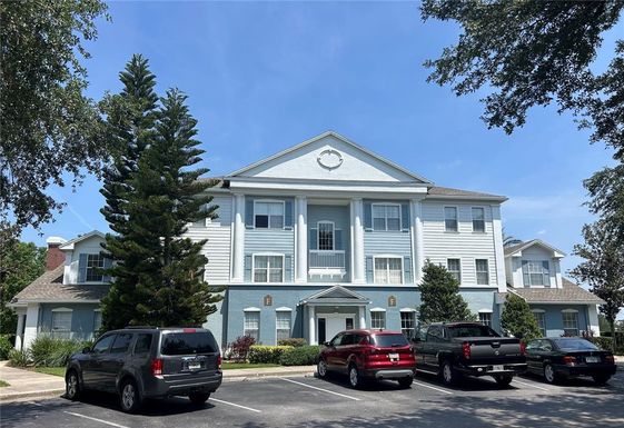 1592 HERITAGE CROSSING COURT UNIT 101