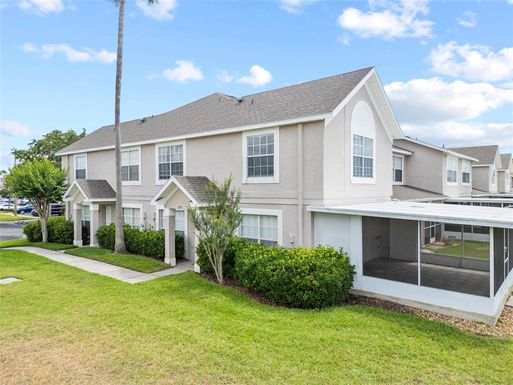 659 KENSINGTON LAKE CIRCLE