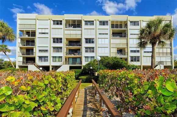 2675 GULF OF MEXICO DRIVE UNIT 404