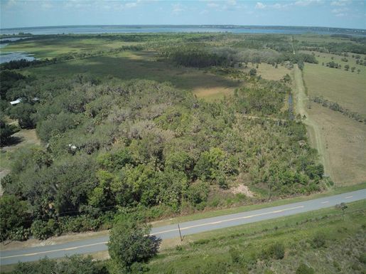 EMERALDA ISLAND ROAD