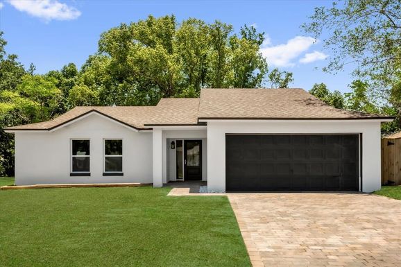 1301 PARADISE LANE