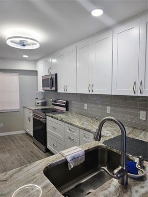 3100 GULF BOULEVARD UNIT 221