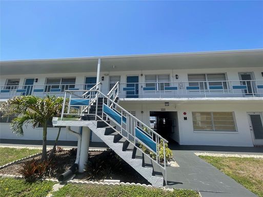 2011 58TH AVENUE N UNIT 20