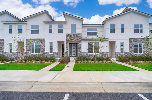 1852 TROPICAL PALMS CIRCLE