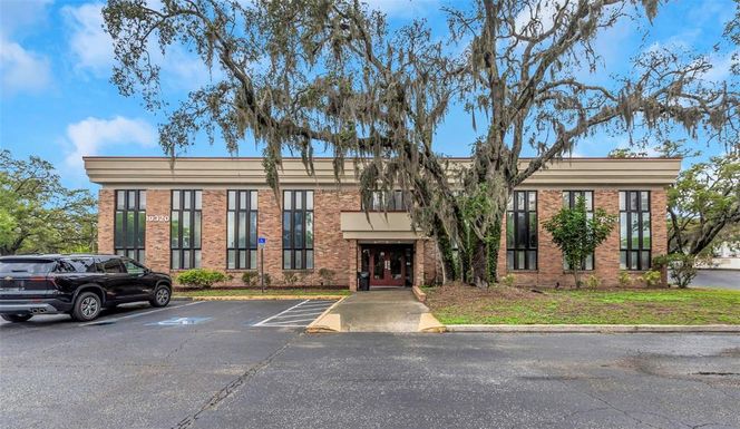 10320 N 56TH STREET UNIT 110