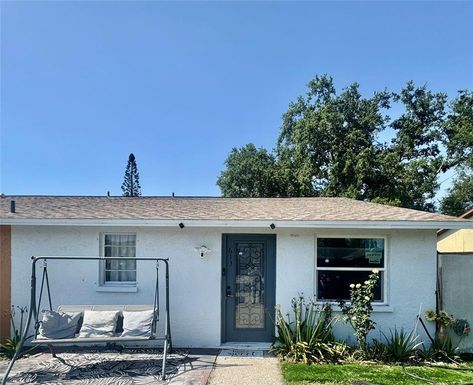 613 33RD AVENUE E