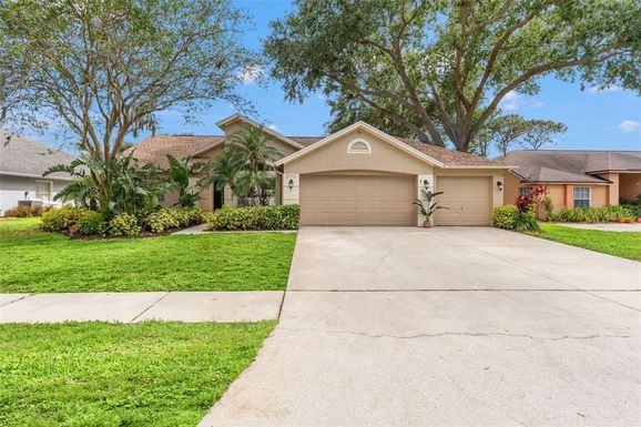 2713 BRIANHOLLY DRIVE