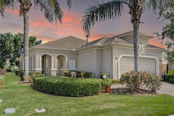 2602 STARGRASS CIRCLE