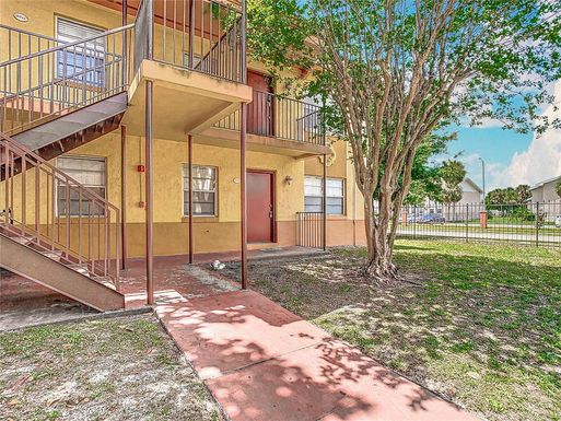 744 WYMAN COURT UNIT 744