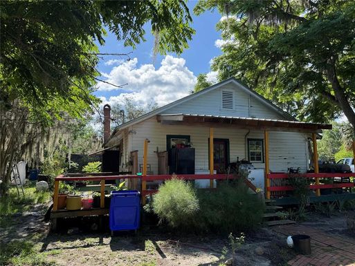 850 MENTON ROAD