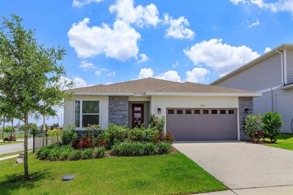 1132 SUGARWOOD STREET