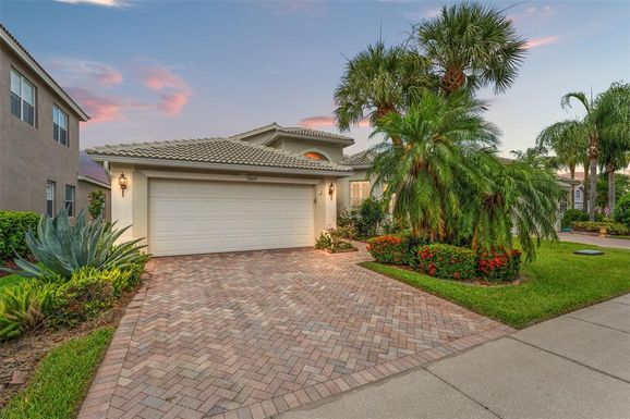5009 SANDY BROOK CIRCLE