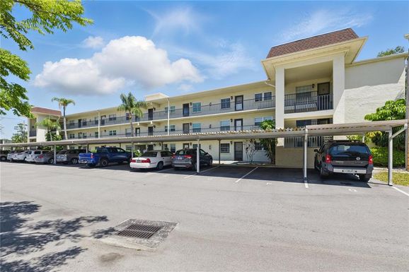 1415 DOOLITTLE LANE UNIT 106